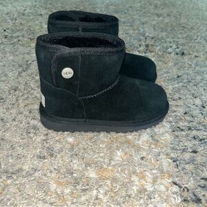 Kids Ugg Boots size 12